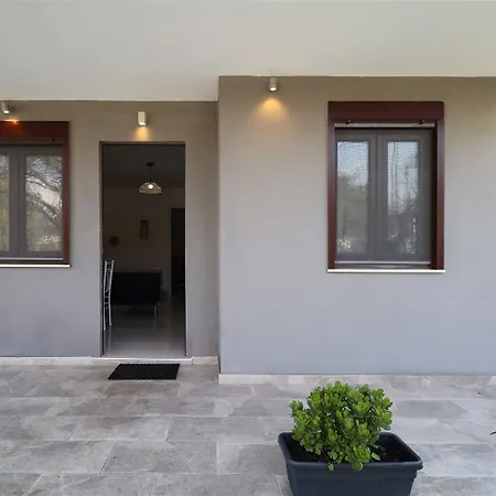 Juno House Tatil Evi Nea Plagia